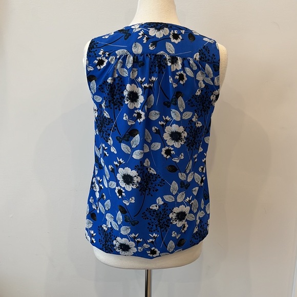 Jasmine & Juliana Blue/White Floral Tank Top - Small - Picture 2 of 9